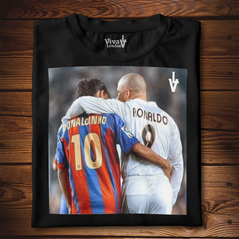 Camiseta Ronaldinho e Ronaldo